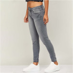Women Stonewashed Super Skinny Fit Jeans
